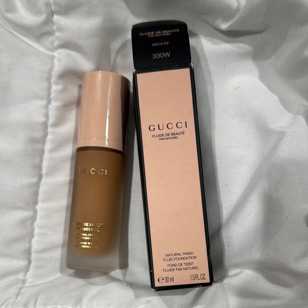 Gucci Natural Finish Foundation